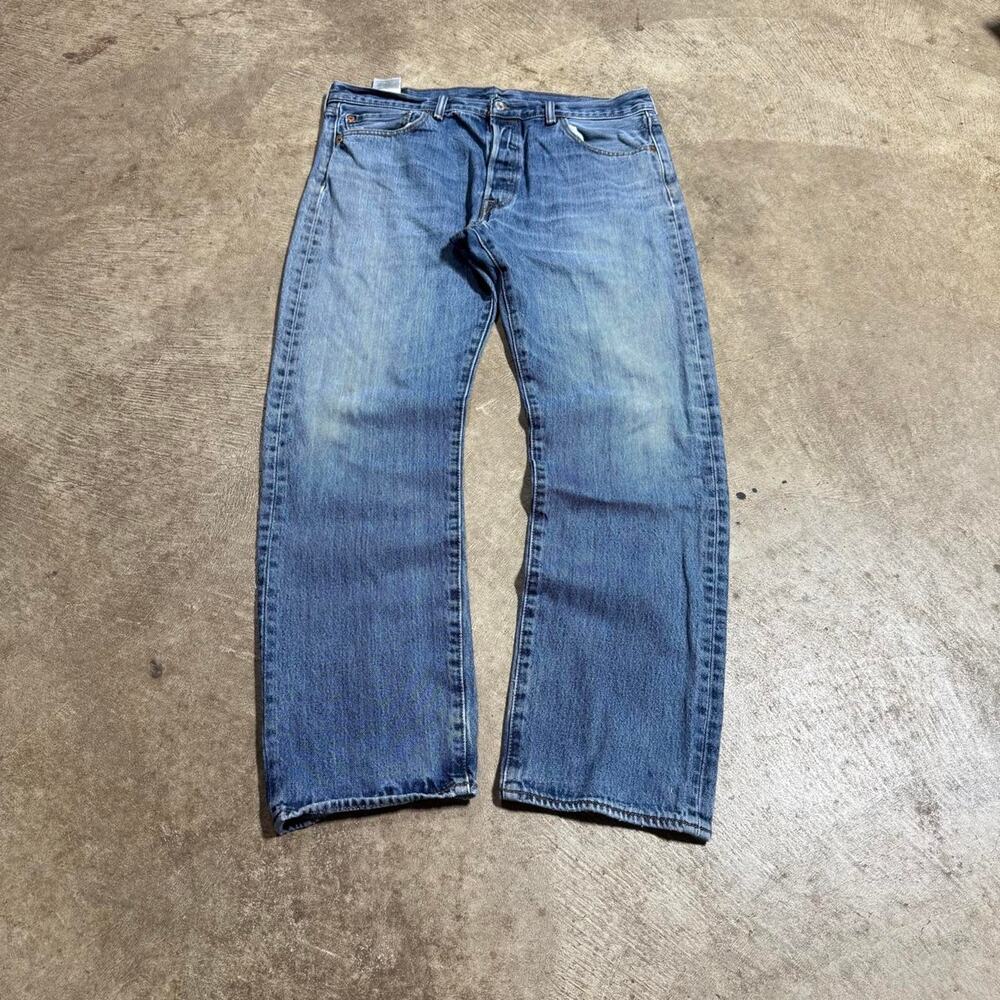 Levi’s 501 Button Fly Jeans
